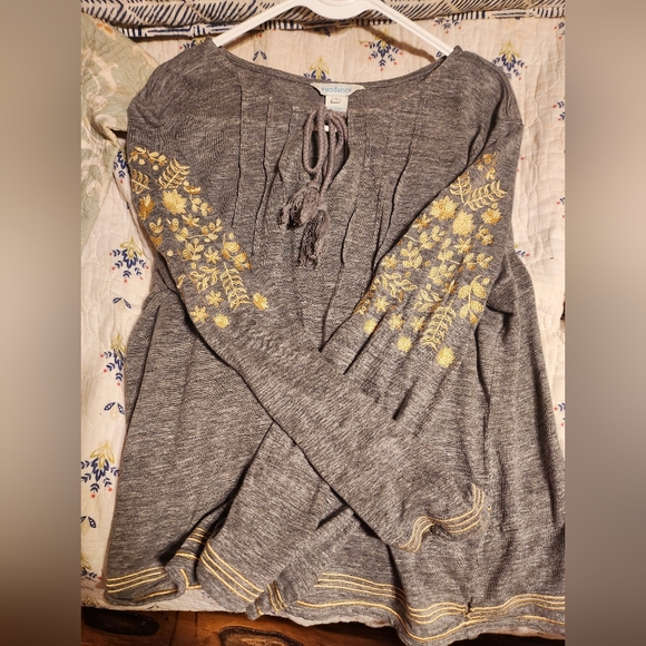 Sundance Grey Linen Large Top with Embroidery - Picture 1 of 8